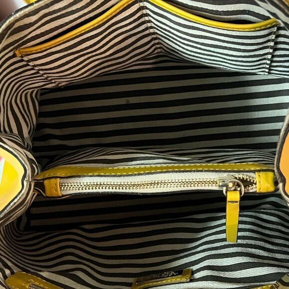 A. Bellucci Italian leather mustard yellow bag B93 - Picture 12 of 13